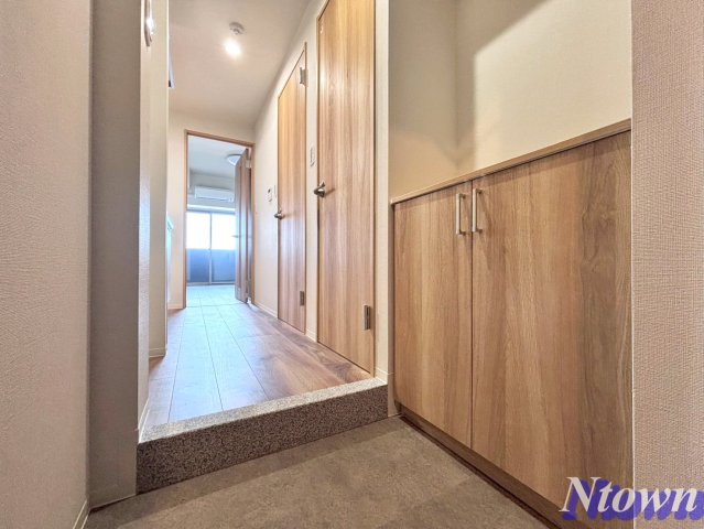 玄関　シンプルで使いやすい玄関です