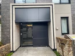 エントランス　毎日通るエントランスはこのようになっています