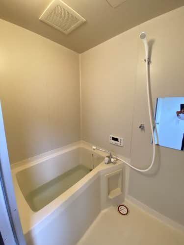 バス・シャワールーム　バスルーム