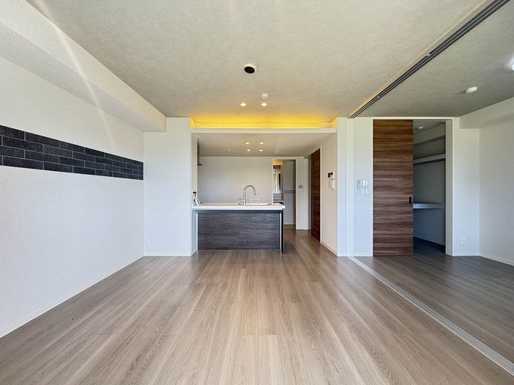 居室・リビング　広いリビング★