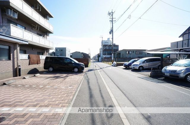 その他　前面道路（その他）まで5m