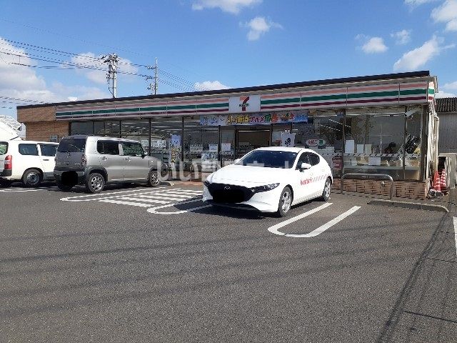 コンビニ　セブンイレブン箕島町店（コンビニ）まで340m