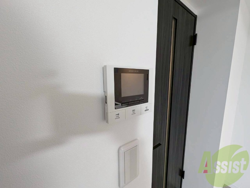 セキュリティ　モニタ付インターホンでセキュリティ面も安心です。