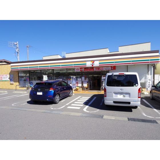 コンビニ　セブンイレブン岡谷長地店（コンビニ）まで1050m