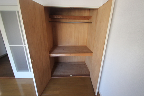 収納　※別号室の写真です