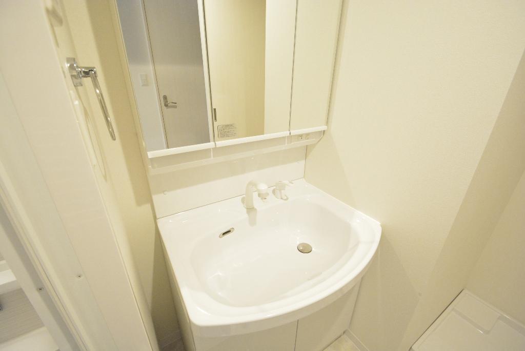 洗面設備　洗髪洗面化粧台