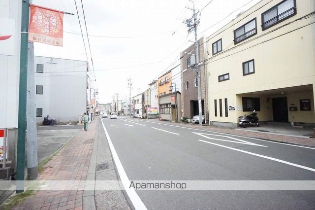 その他　前面道路（その他）まで5m