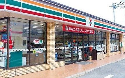 コンビニ　セブンイレブン名古屋呼続1丁目店（コンビニ）まで50m