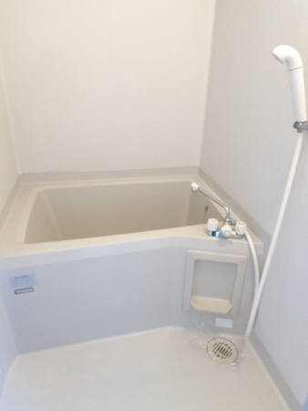 バス・シャワールーム　日々の暮らしに欠かせないお風呂です
