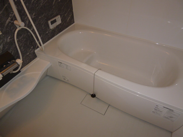 バス・シャワールーム　一坪風呂