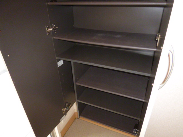 玄関　シューズボックス