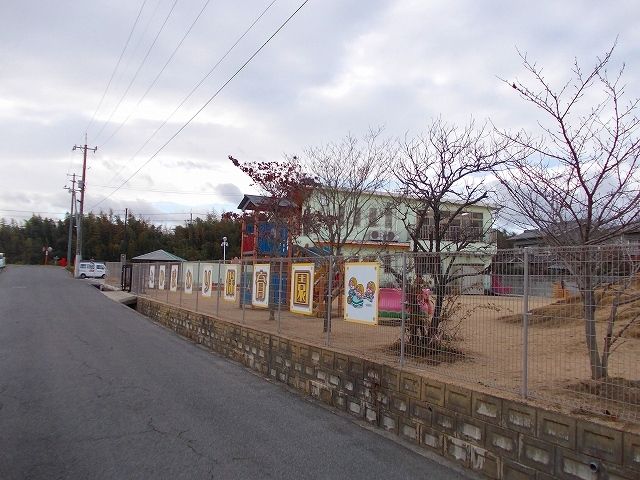 幼稚園・保育園　ひまわり保育園（幼稚園・保育園）まで300m