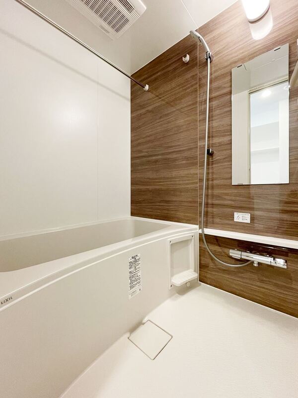 バス・シャワールーム　風呂