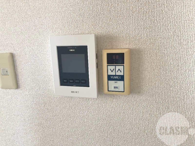 その他設備　給湯リモコン