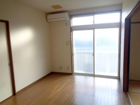 居室・リビング　洋室(1)