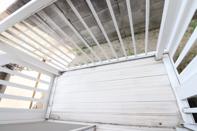 バルコニー　天気のいい日は気持ちが良いですよ