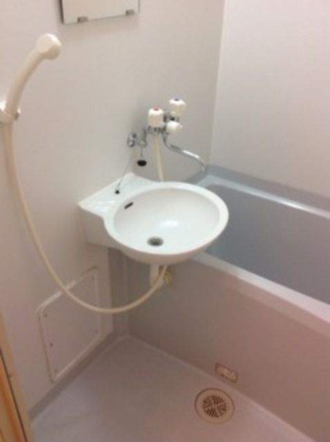 その他　屋根付き駐輪場