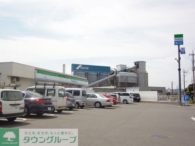 コンビニ　ファミリーマート松戸稔台店（コンビニ）まで621m