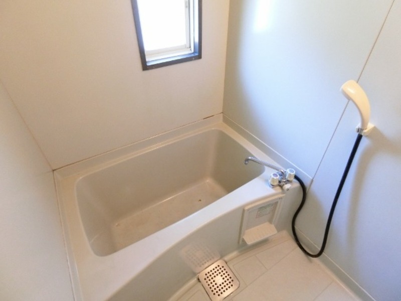 バス・シャワールーム　図面と現状に相違がある場合には現状を優先