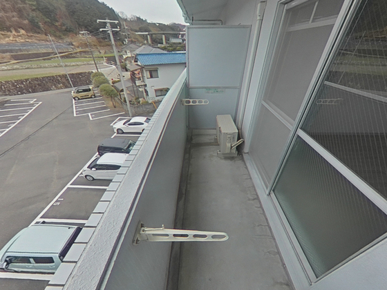 バルコニー　※別部屋の写真です