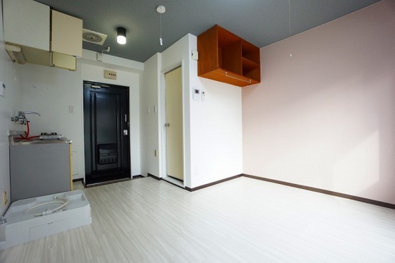 居室・リビング　※別号室の写真です。