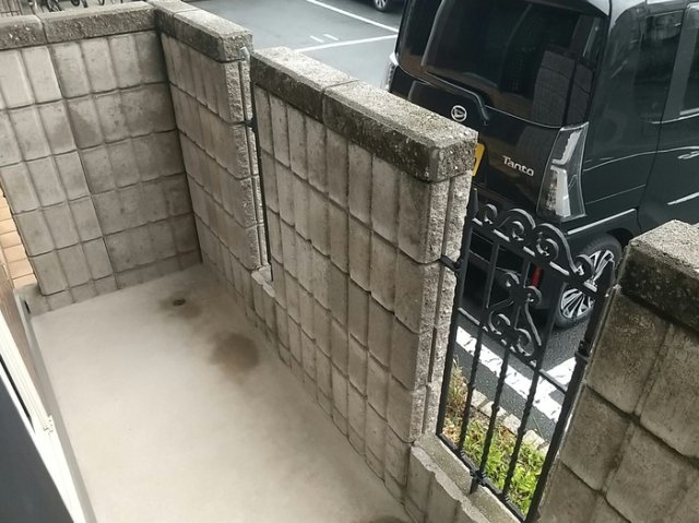 バルコニー　同間取り別部屋写真です。