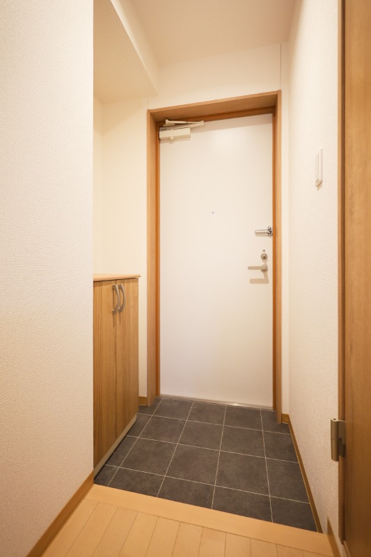 玄関　図面と現状に相違がある場合には現状を優先