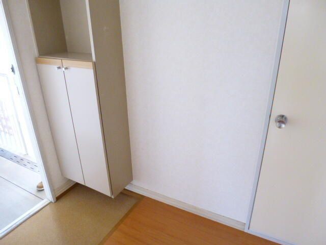 玄関　別部屋参照