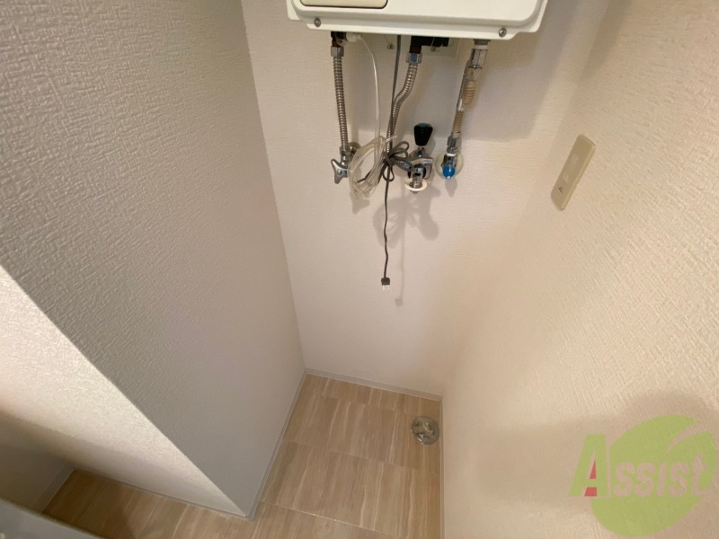 その他　洗濯機置場は室内にあるのでもちろんいつでも洗濯できます。