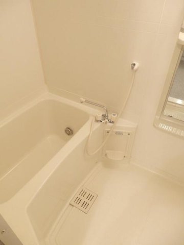 バス・シャワールーム　きれいなお風呂です