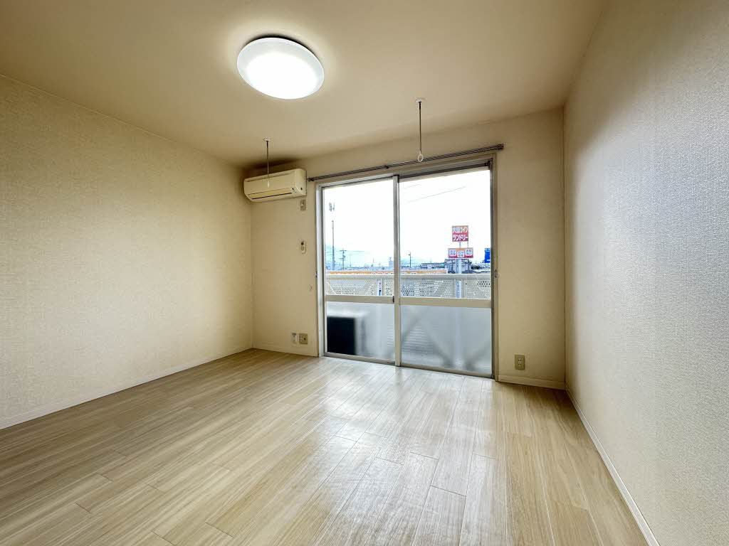 居室・リビング　洋室