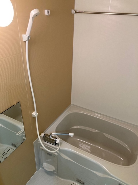 バス・シャワールーム　同施工会社同仕様写真