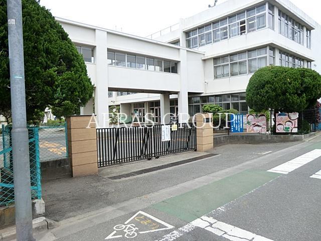 小学校　昭島市立中神小学校（小学校）まで563m