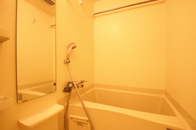 バス・シャワールーム　※別室の参考写真の為、現況優先です。