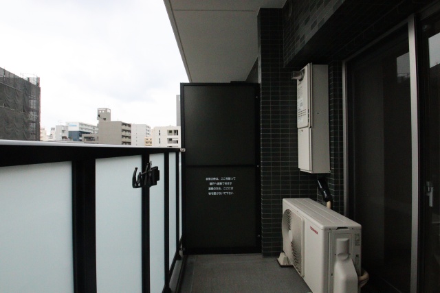 バルコニー　※別室の参考写真の為、現況優先です。