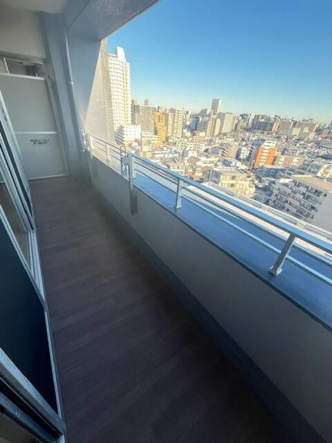 バルコニー　別タイプ部屋　参考写真です