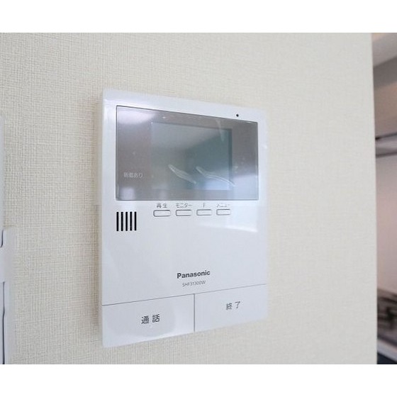 バルコニー　同型タイプ、別物件の写真。