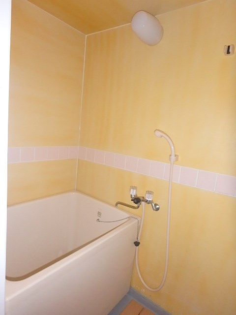 バス・シャワールーム　こちらで疲れを癒しましょう。