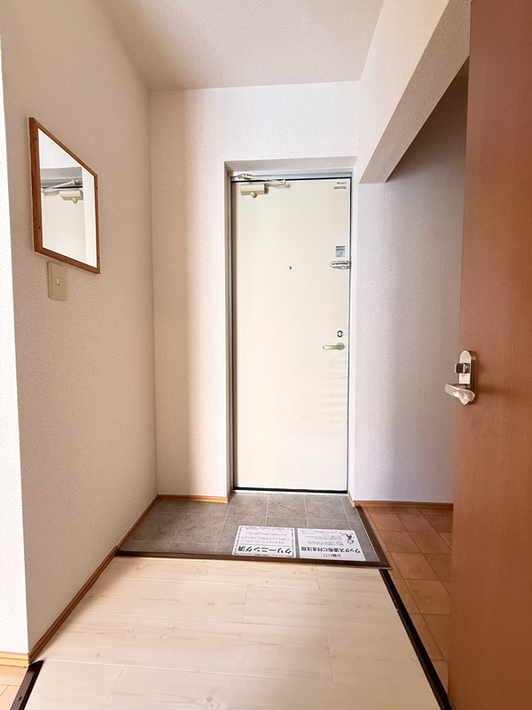 玄関　余裕のある玄関部分。