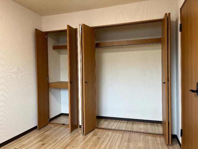 収納　クローゼット(6.1帖洋室)
