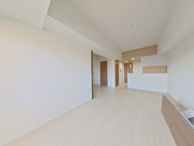 居室・リビング　４０５号の建築中の写真