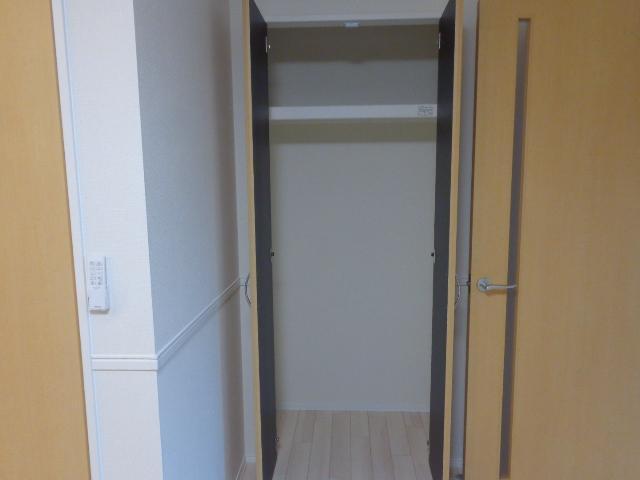 収納　クローゼット