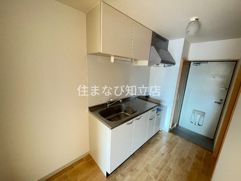 キッチン　同型別部屋写真