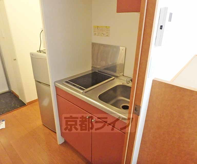 キッチン　お手入れ簡単なＩＨキッチンです