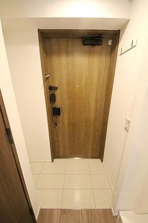 玄関　※同じ間取り別号室参考写真 　現状優先