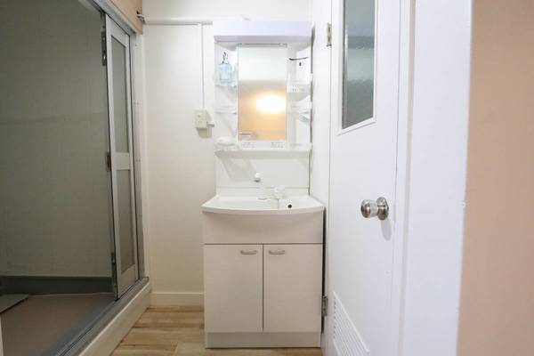 洗面設備　モデルルームの写真です