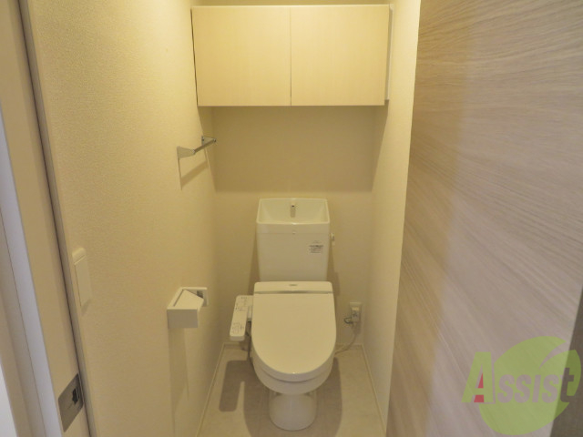 トイレ　ウォシュレット機能がついたトイレです。安心して使用できますね