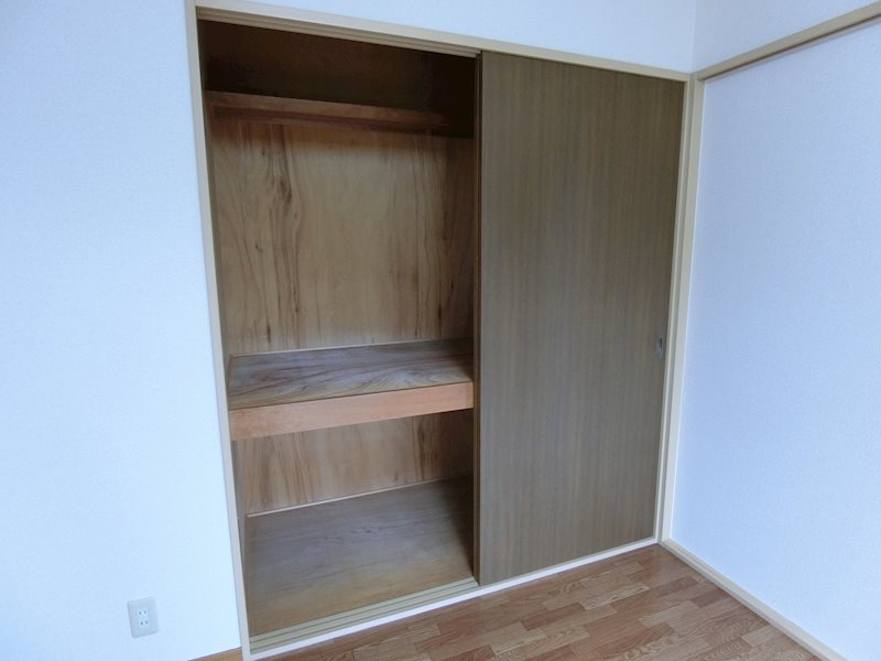 収納　同型タイプ（反転）