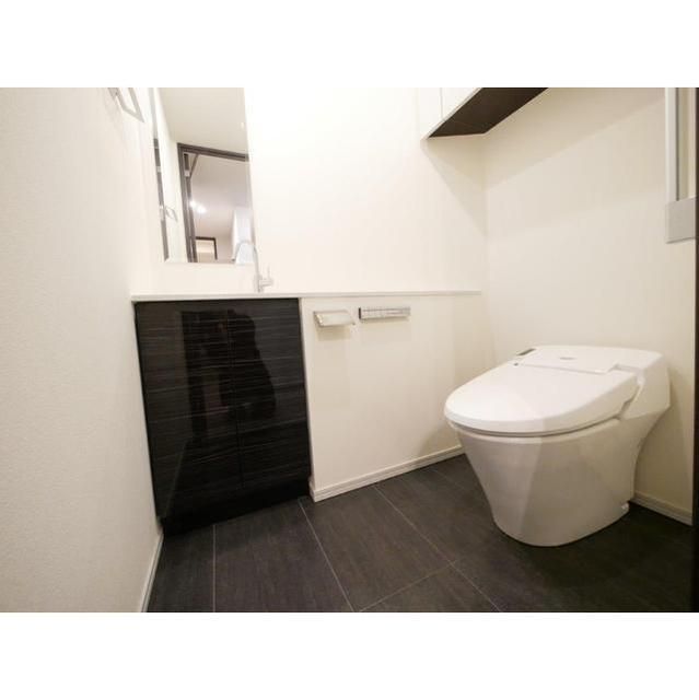 トイレ　シンプルで使いやすいトイレです