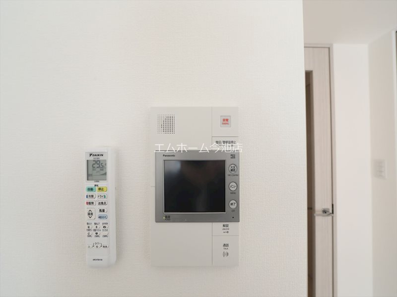 セキュリティ　TVモニター付インターホン
